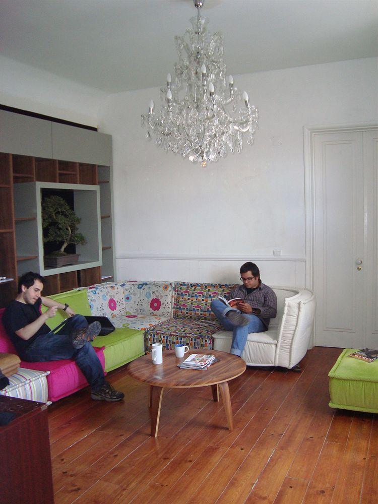 Downtown Design Hostel ลิสบอน ภายนอก รูปภาพ